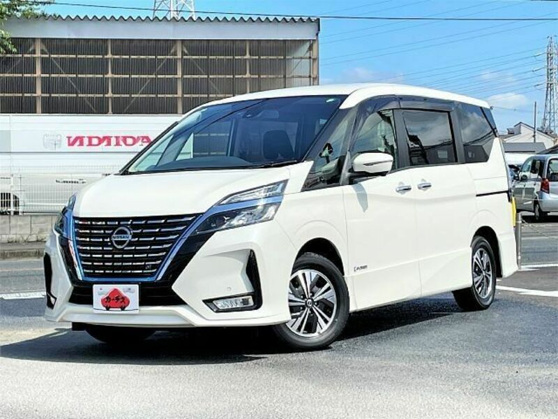 NISSAN　SERENA