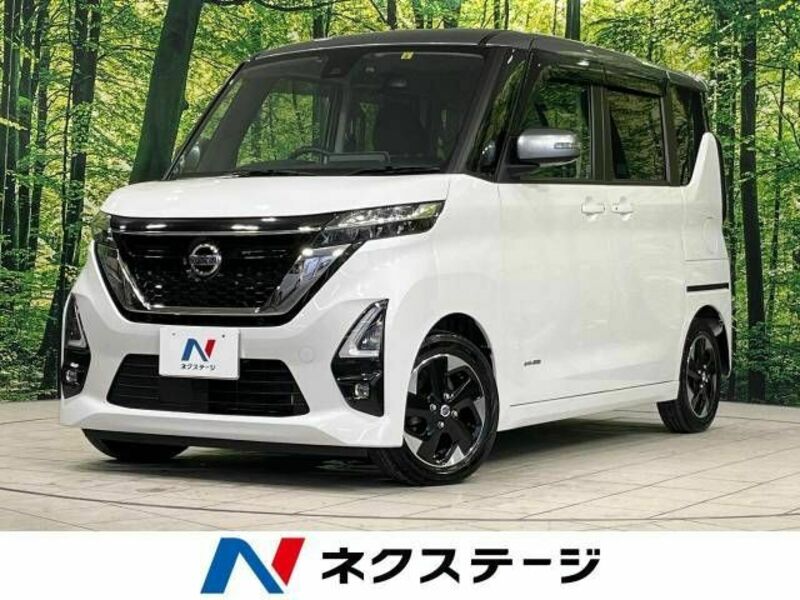 NISSAN　ROOX