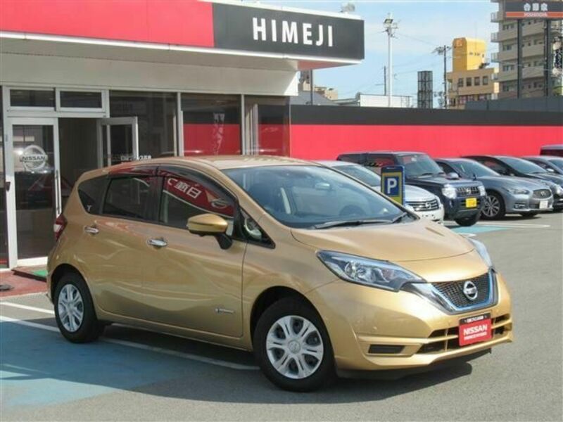 NISSAN　NOTE