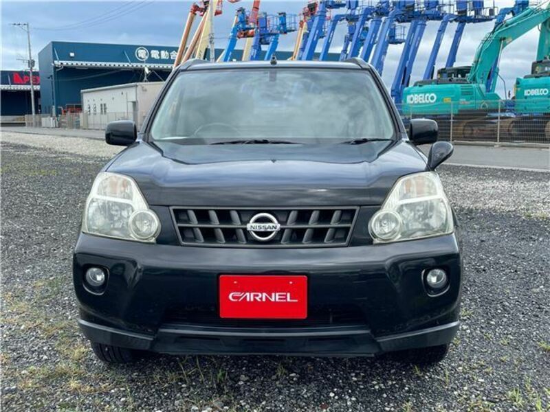 NISSAN　X-TRAIL