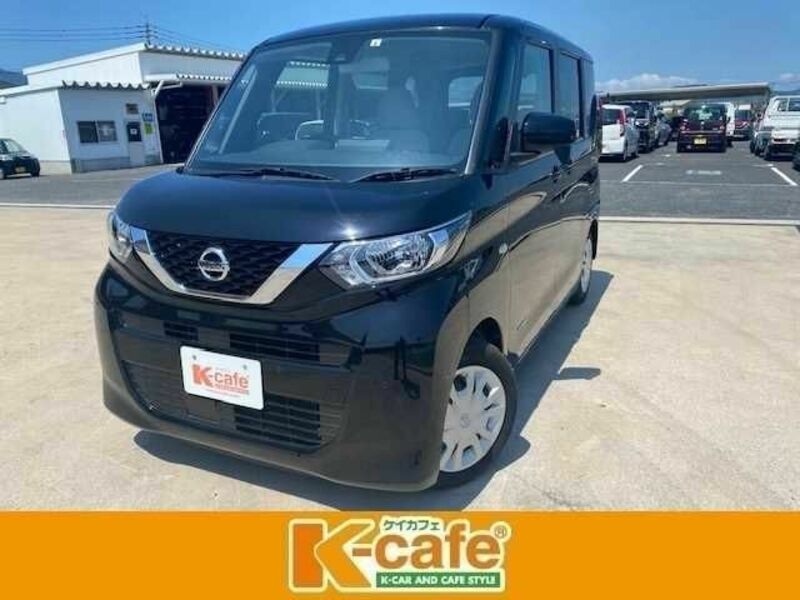 NISSAN　ROOX