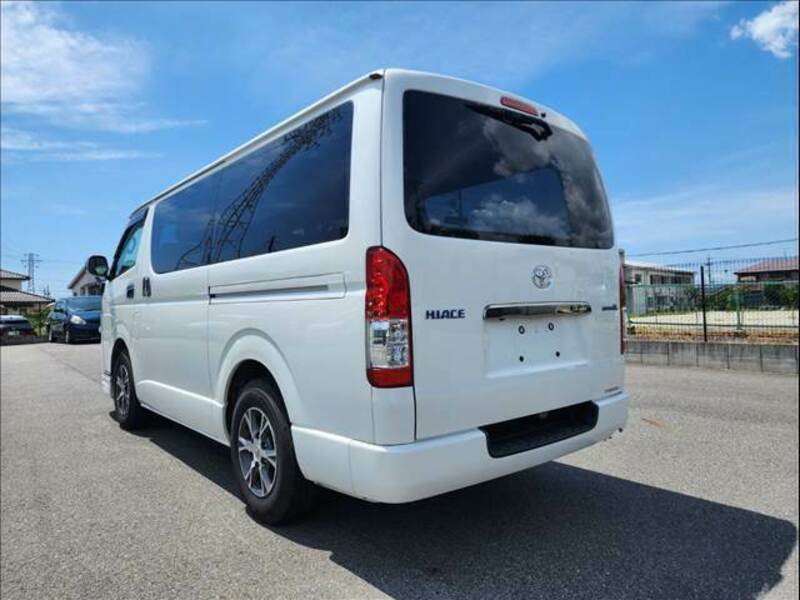 HIACE VAN-15