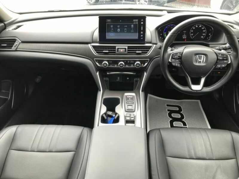 ACCORD HYBRID-8