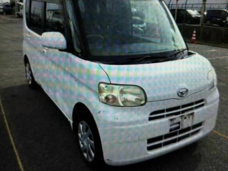 DAIHATSU　TANTO