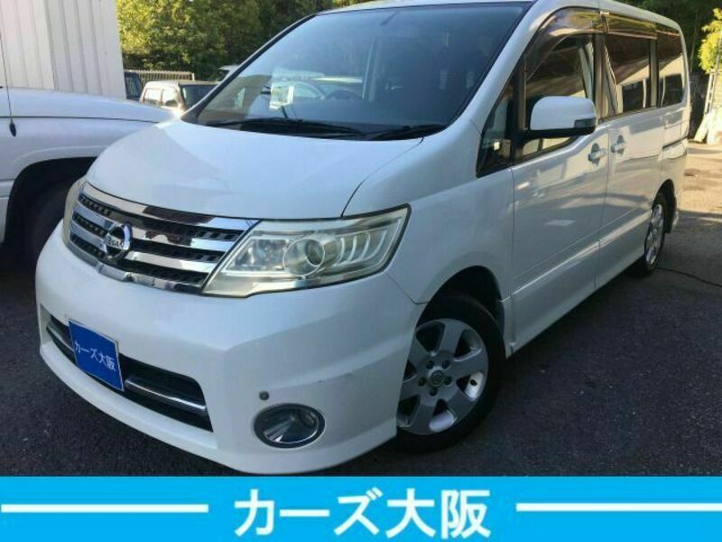 NISSAN　SERENA