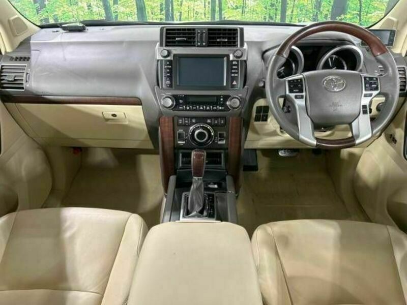 LAND CRUISER PRADO-1