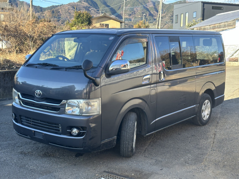 HIACE VAN