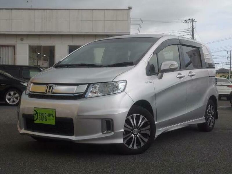 HONDA　FREED