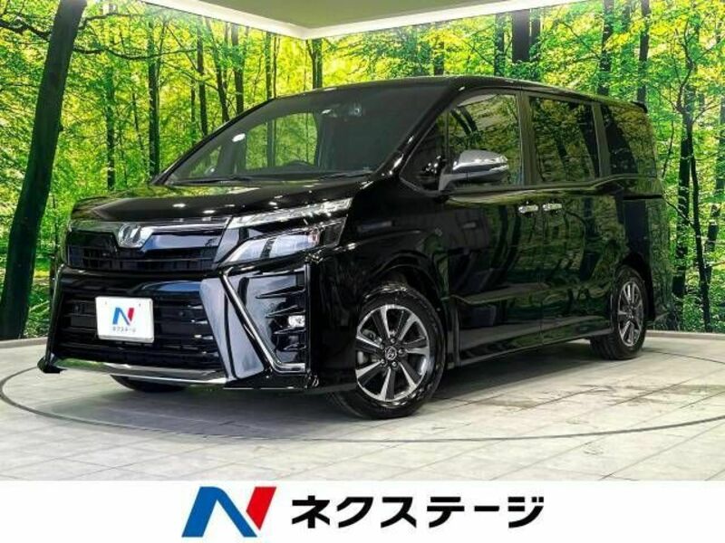 TOYOTA　VOXY