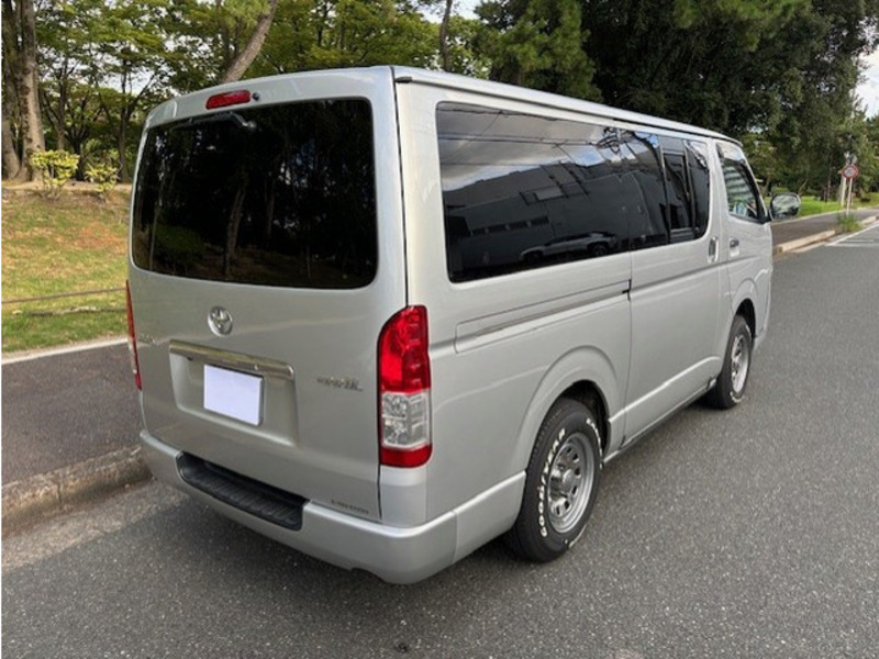 HIACE VAN-7