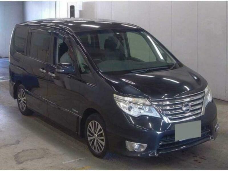 NISSAN　SERENA