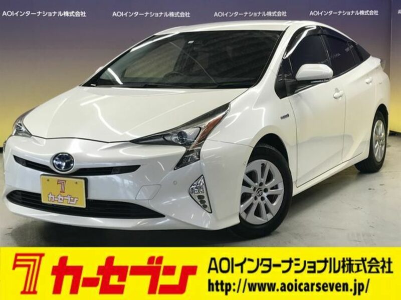 TOYOTA　PRIUS