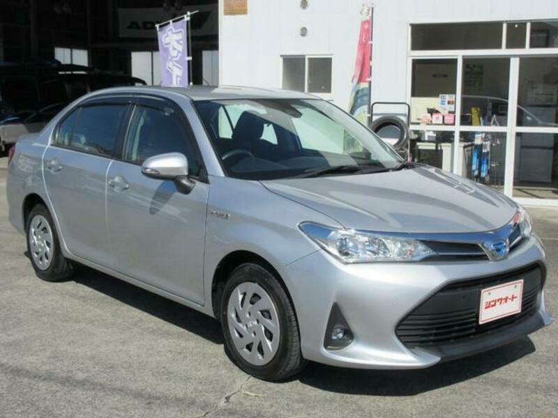 COROLLA AXIO