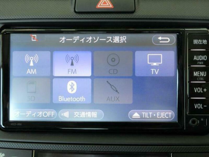 COROLLA AXIO