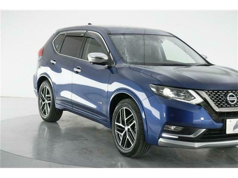 X-TRAIL-4