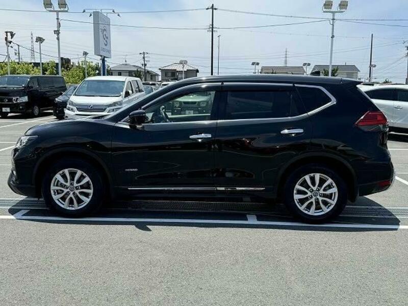 X-TRAIL-14