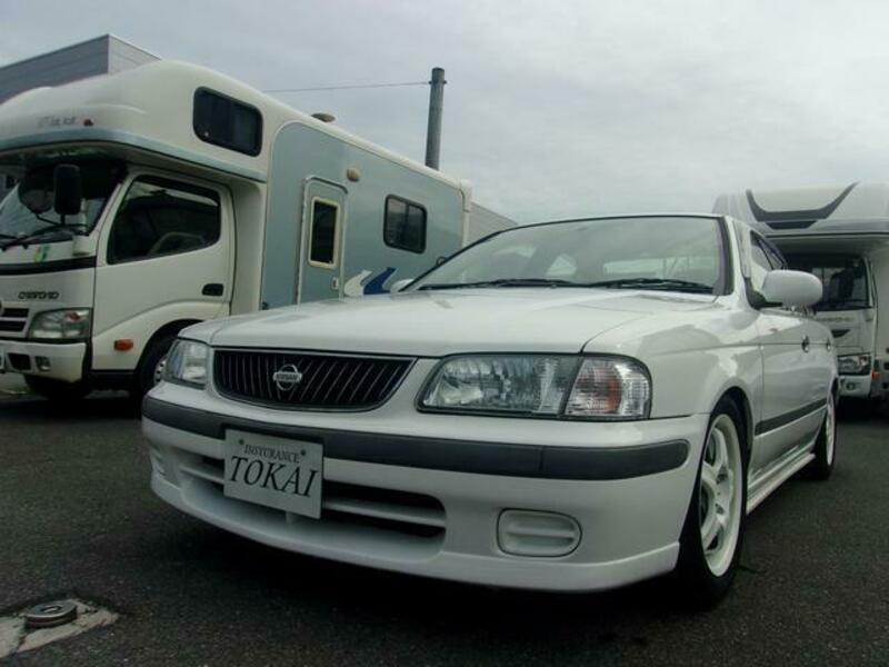 NISSAN　SUNNY