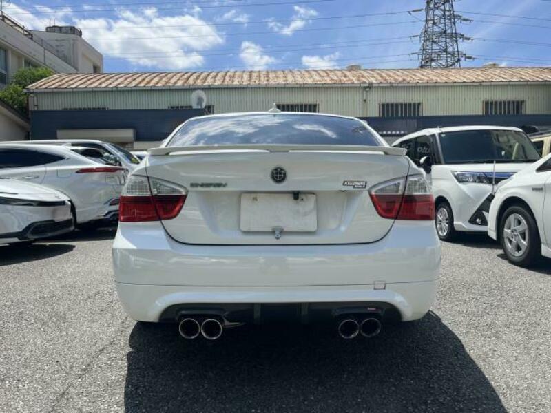 3 SERIES