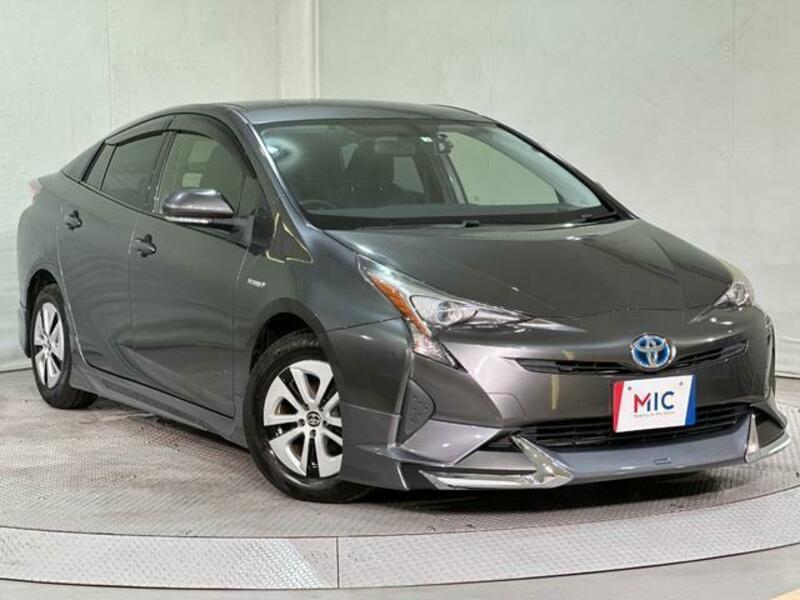 PRIUS-11