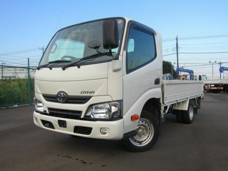 TOYOTA　DYNA