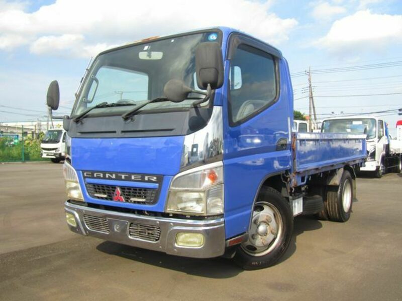 MITSUBISHI　CANTER