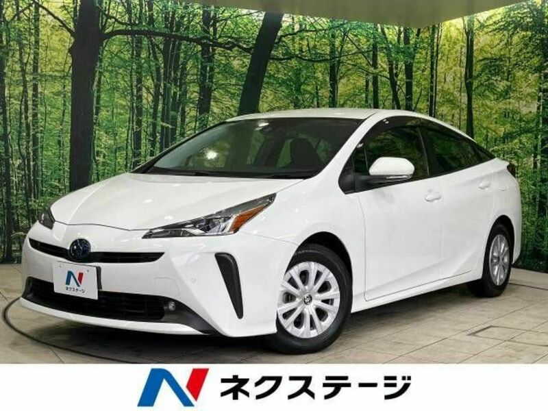 TOYOTA　PRIUS