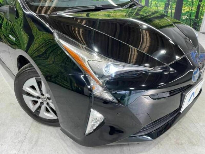 PRIUS-12