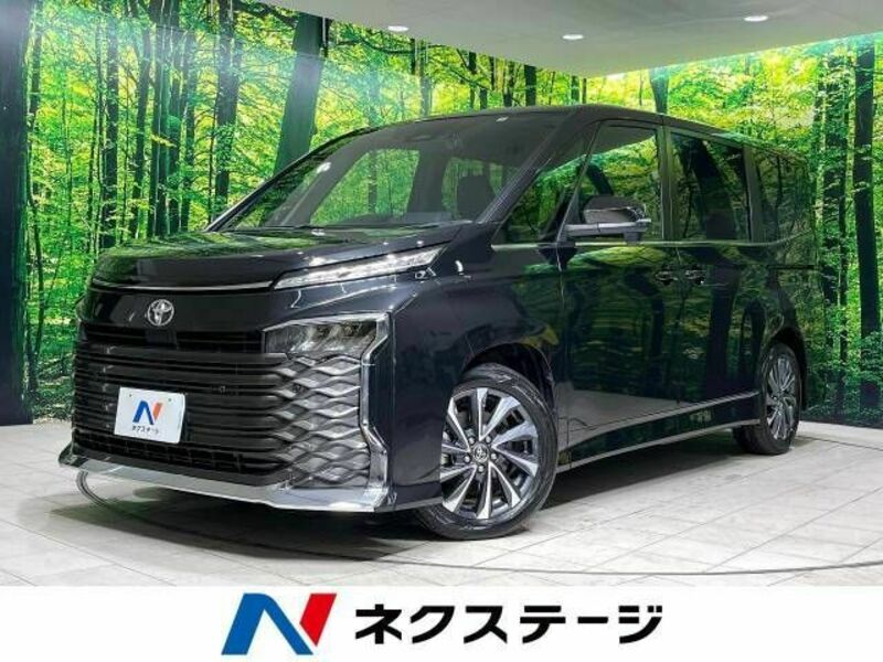 TOYOTA　VOXY