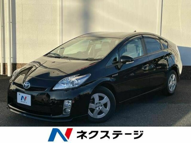 TOYOTA　PRIUS