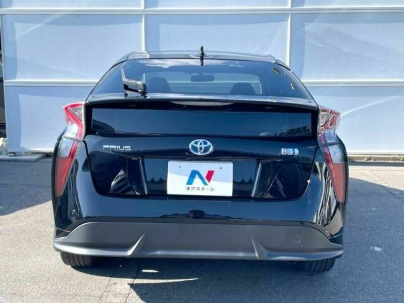 PRIUS-13