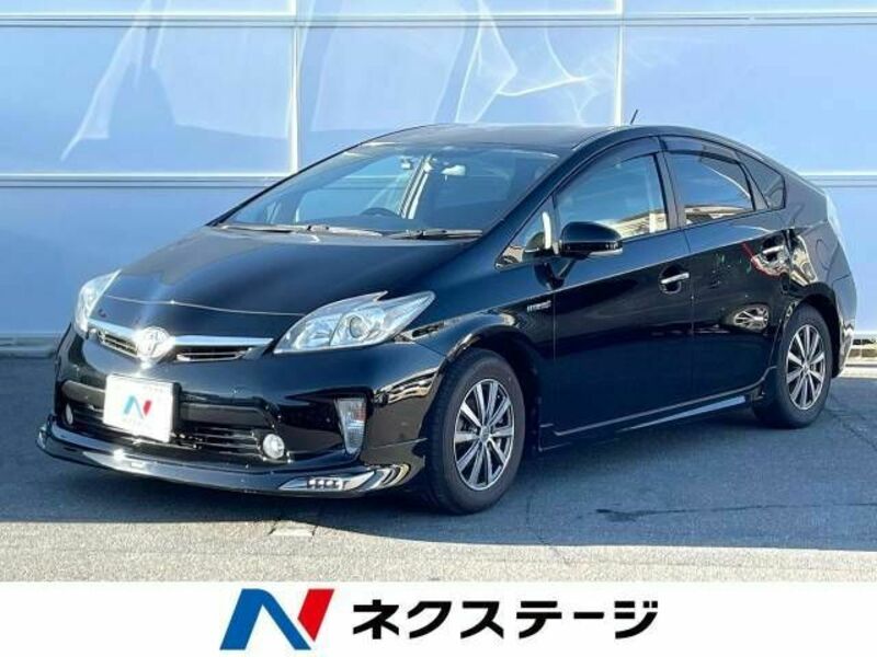 TOYOTA　PRIUS