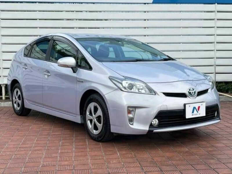 PRIUS-16