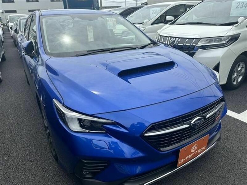 SUBARU　LEVORG