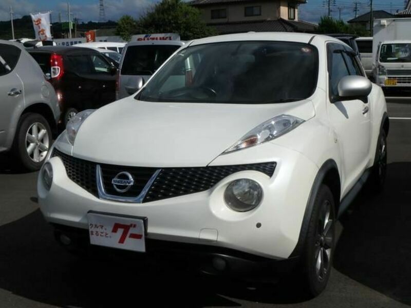 NISSAN　JUKE