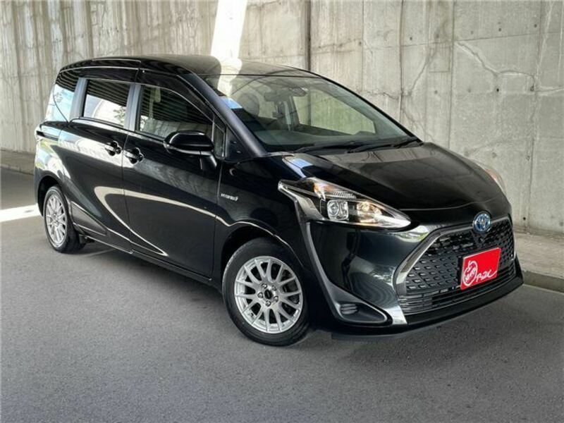 TOYOTA　SIENTA