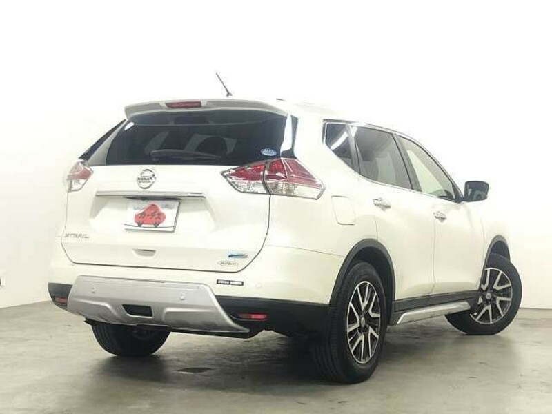 X-TRAIL-2