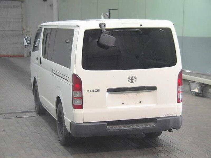 HIACE VAN-1