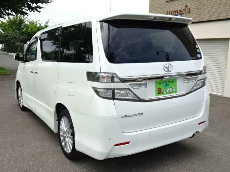 VELLFIRE-10