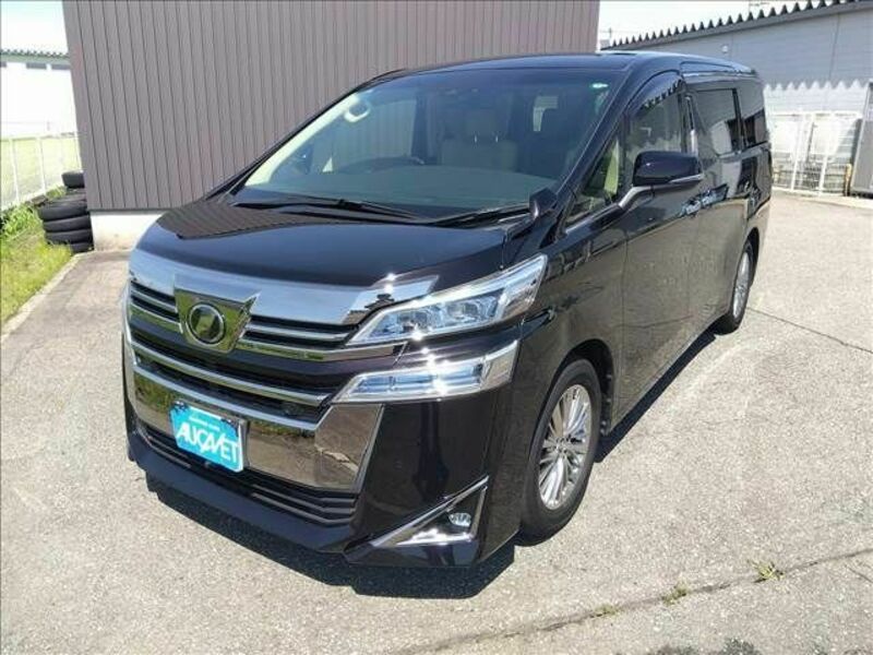 TOYOTA　VELLFIRE