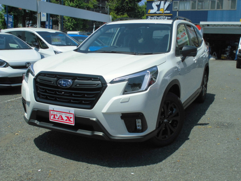 SUBARU　FORESTER