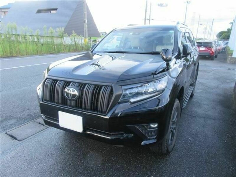 TOYOTA　LAND CRUISER PRADO