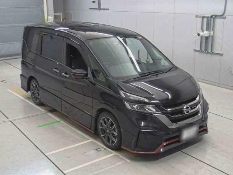 NISSAN　SERENA