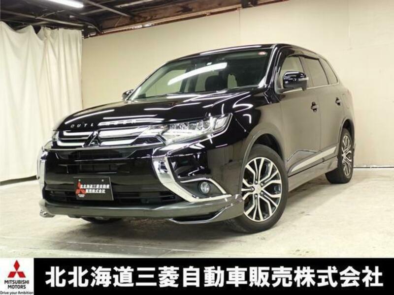 MITSUBISHI　OUTLANDER