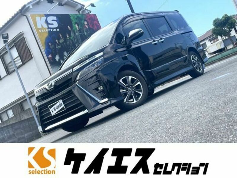 TOYOTA　VOXY