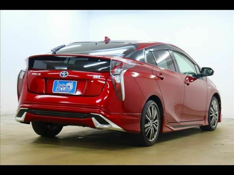 PRIUS-18