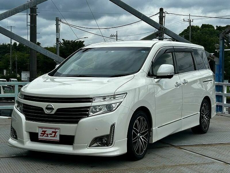 NISSAN　ELGRAND