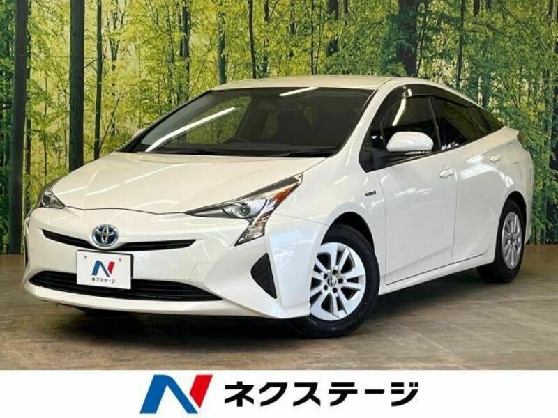 TOYOTA　PRIUS