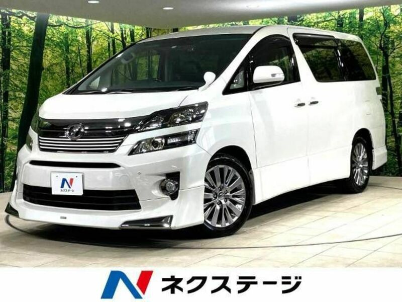 TOYOTA　VELLFIRE