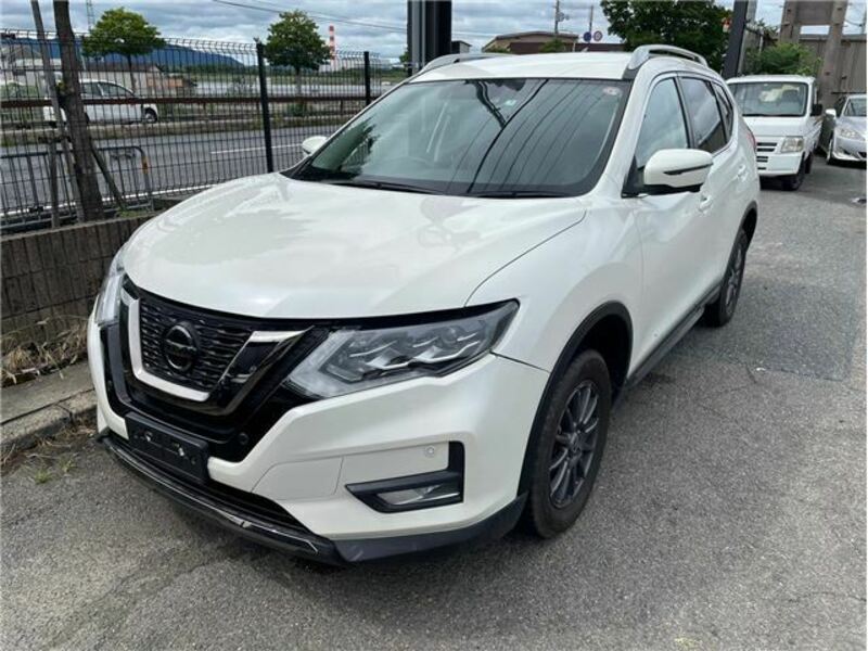 NISSAN　X-TRAIL