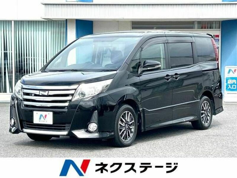 TOYOTA　NOAH